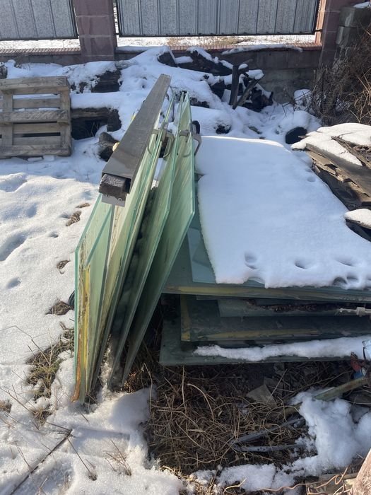 Продам стеклянные двери