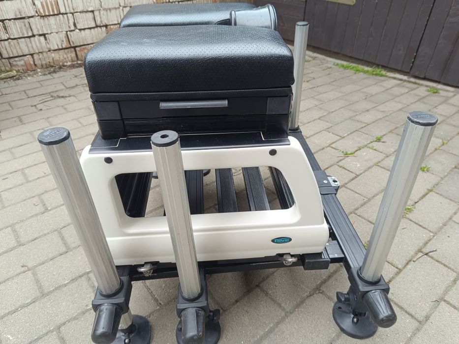 Scaun modular Rive D36