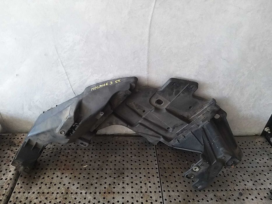 Suport far stanga renault megane 3