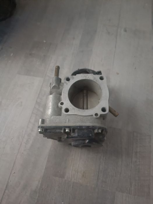 Дроселова клапа голф 4 1.6 golf 4 1.6