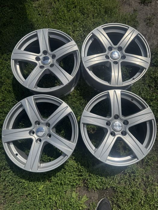 Диски на 17 5/114,3