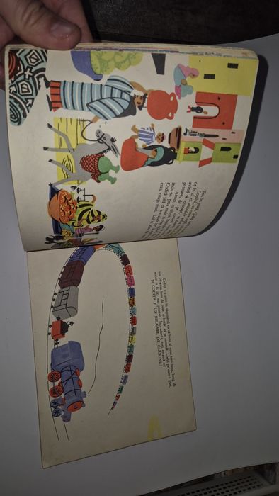 Carte veche românească perioada comunista pentru copii  Codiță