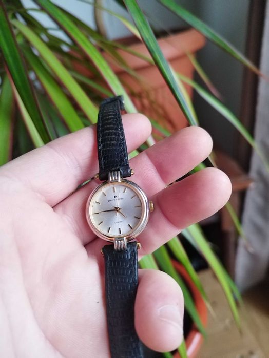 Ceas Pierre Cardin pentru damă elegant Functional