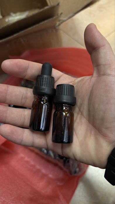 Флакон для косметики парфюма и тд