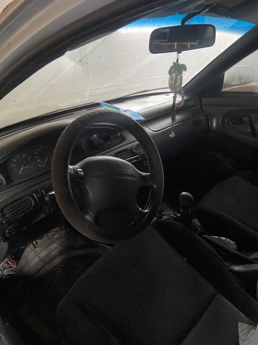 Продам машину мазда