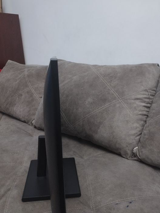 Монитор PHILIPS 2k