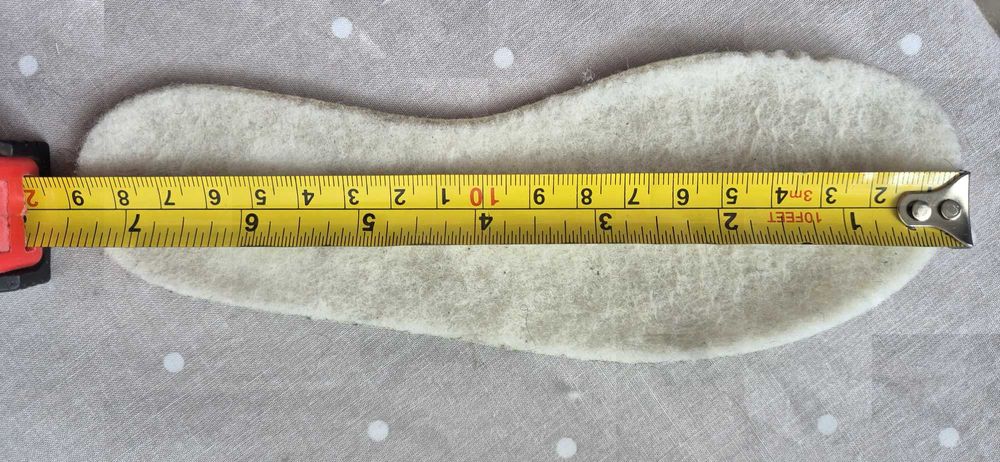 Продам детские фигурные коньки