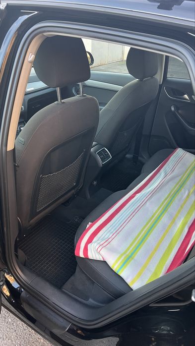 Audi Q3 2.0 Tdi -140 cp Automat