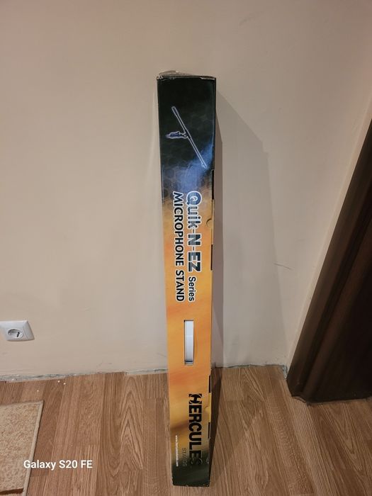 Стойка за микрофон