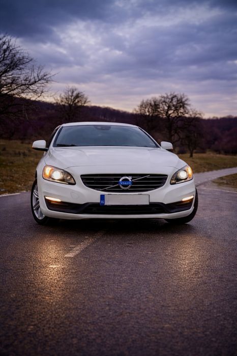 Volvo V60 D3 2.0 Automat - întreținut, economic, pregătit de drum