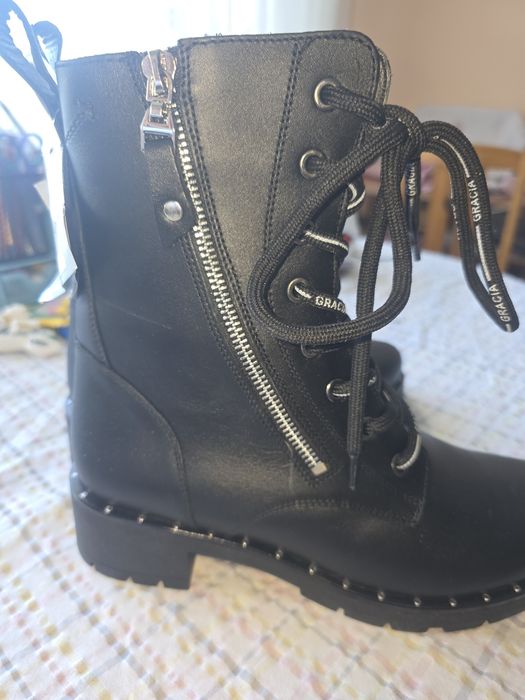 Ново боти с цип и връзки 38 номер