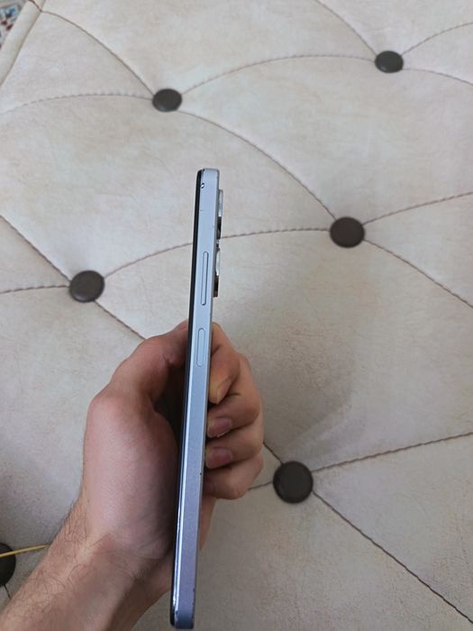 Телефон Infinix б/у