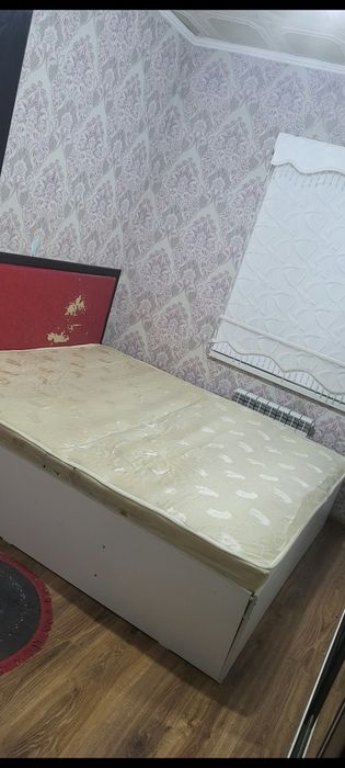 Кравать  спальни