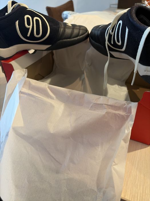 Маратонки Nike total90lll