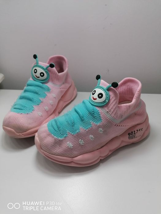 Tenesi / bascheți fete 1+1 gratis mărime 25/26