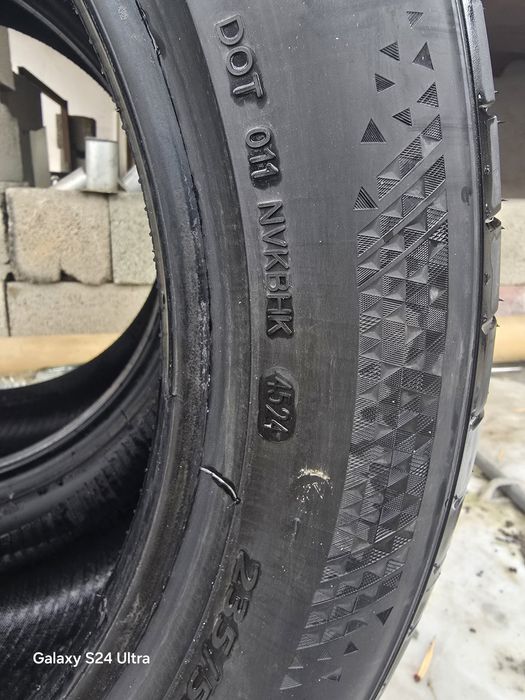 Продам Шины капсен новый 235/50/17 размер