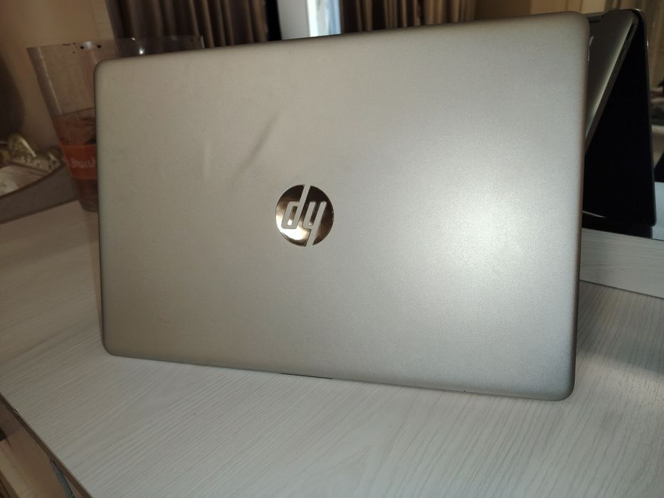 Noutbuk 6 oy ishlatilingan