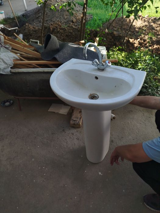 Раковина Тульпан б/у.