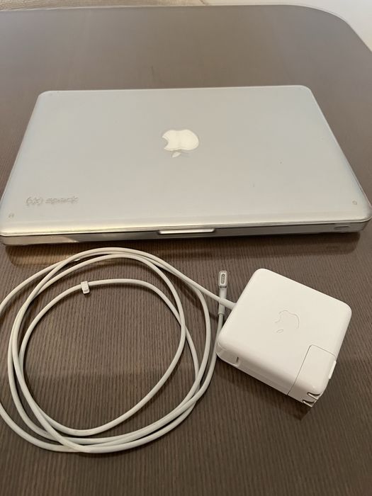 Продам MacBook Pro