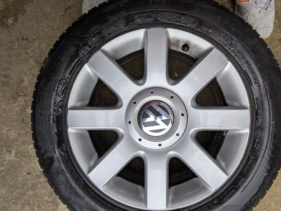Cauciucuri Michelin de vara 215 55 R16 cu genti de aluminiu