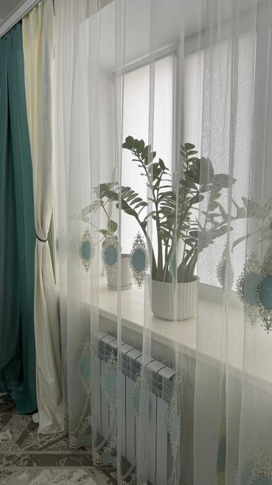 СРОЧНО продается шторы с корнизом