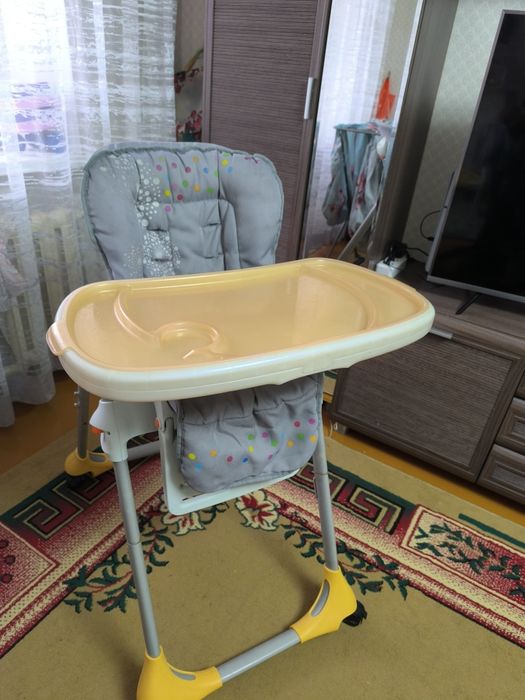 Продам стульчик для кормления
