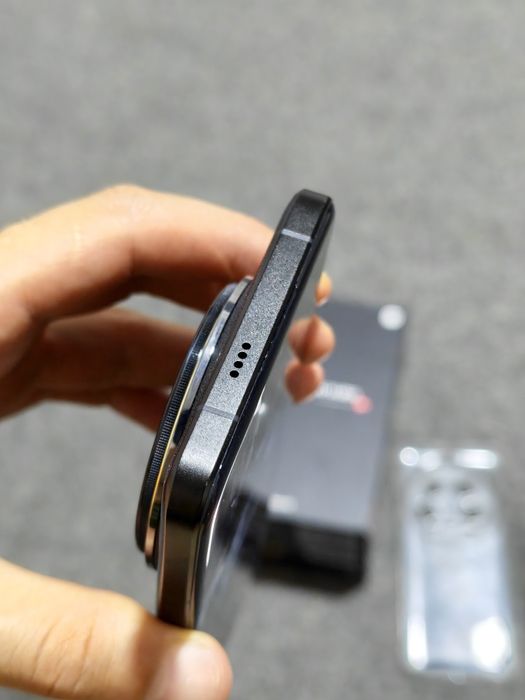 Xiaomi 14 ultra 12/256 в идеальном состоянии