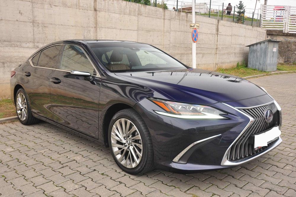lexus es