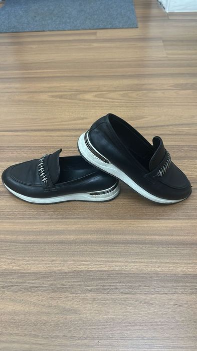 Женская.   обувь