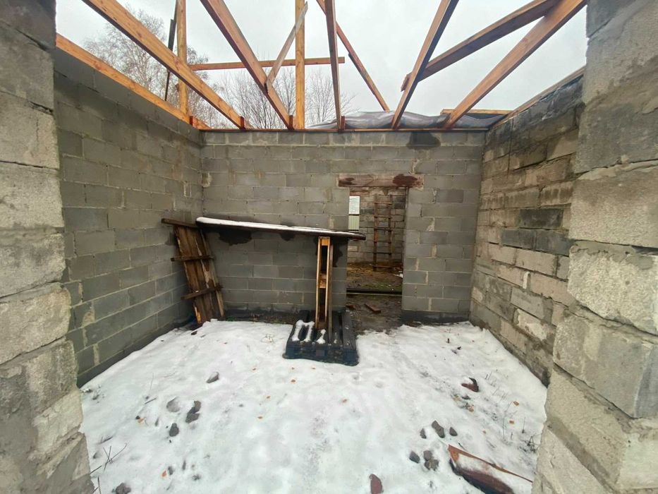 Продам недостроенный дом