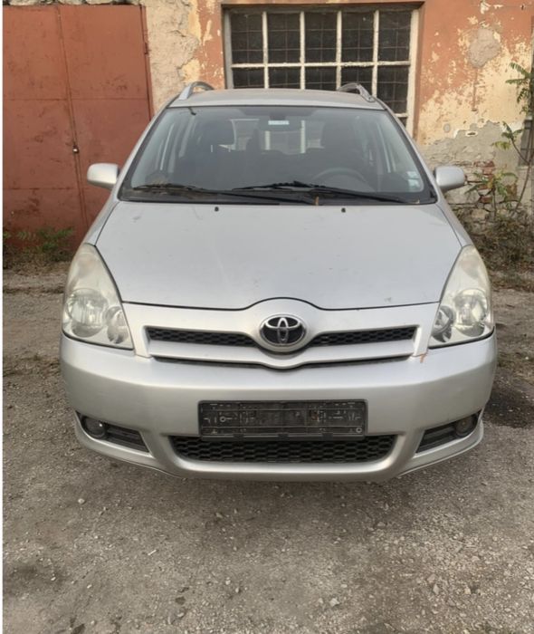 Toyota corolla verso 1.8 i на части