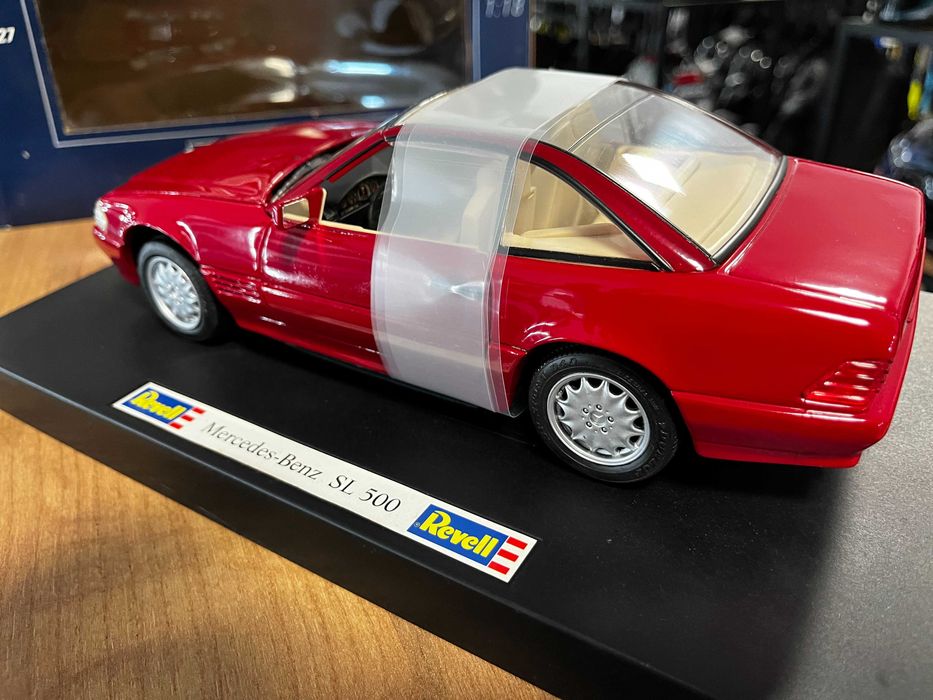 REVELL метален колекционерски модел количка MERCEDES-BENZ SL500 1994г.