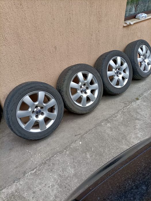 Jenti originale golf 4, cu anvelope de vara