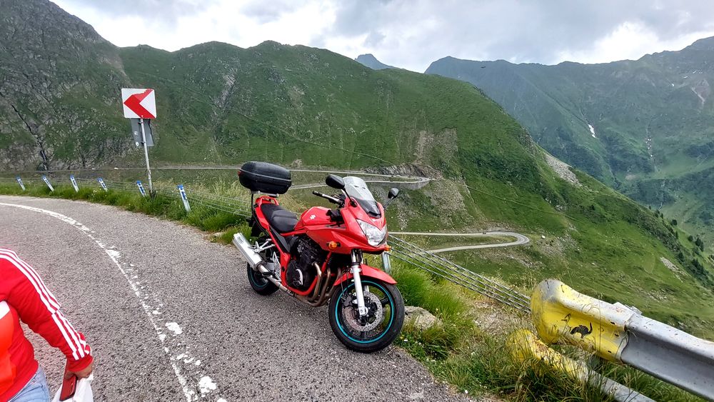 Suzuki bandi GSF 650