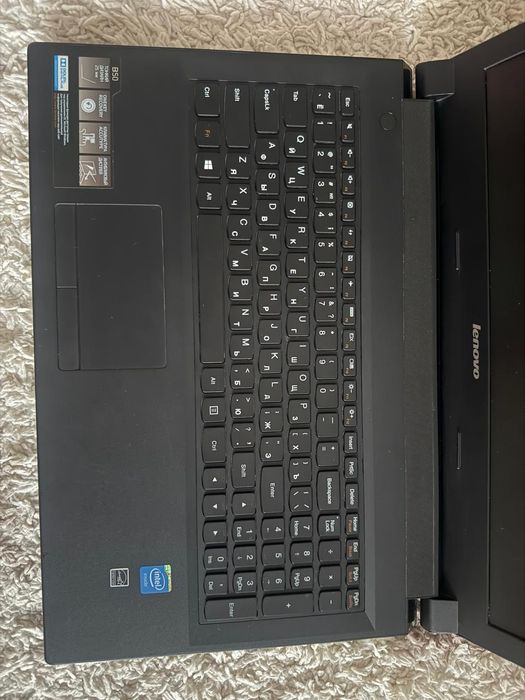 Продаю ноутбук Lenovo B50-30