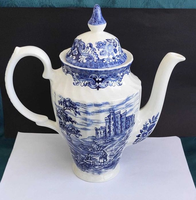 Колекционерски порцеланови чайници Anchor, ROSENTHAL, Behletten и др.