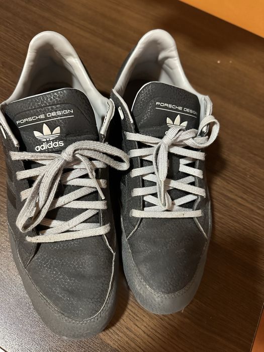 Маратонки адидас 42:2/3