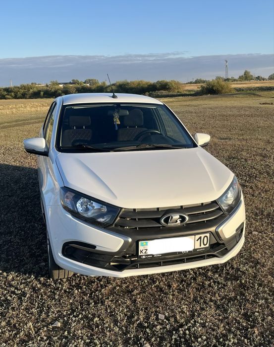 Lada Granta FL 2023