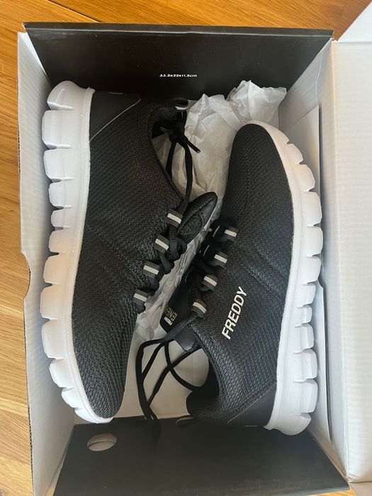 Маратонки FREDDY 40 номер