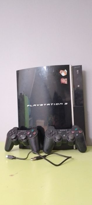 Vând Consolă PlayStation 3 Fat + Jocuri + Accesorii