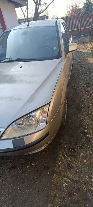 Vand ford mondeo 1.8 benzina