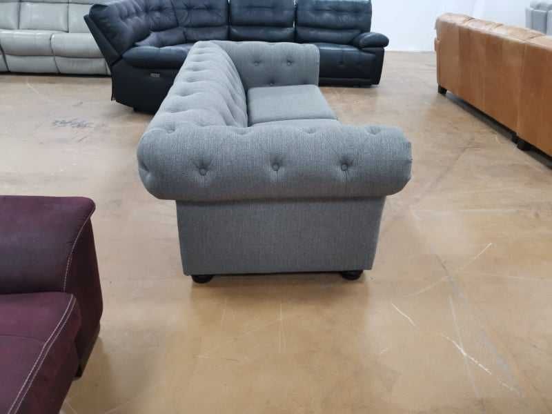 Сив диван тройка от плат "Честърфийлд"