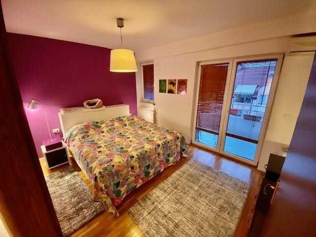 Дава се под наем Двустаен апартамент в София, Кръстова вада - 80 кв.м за 714 € - Снимка #2