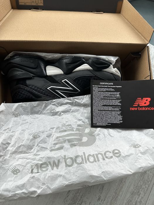 NEW BALANCE 9060 palace black 42