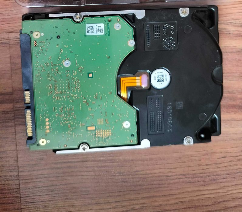 жесткий диск 10 ТБ б\у