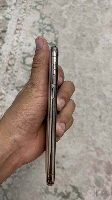 Iphone 11 pro sotanan