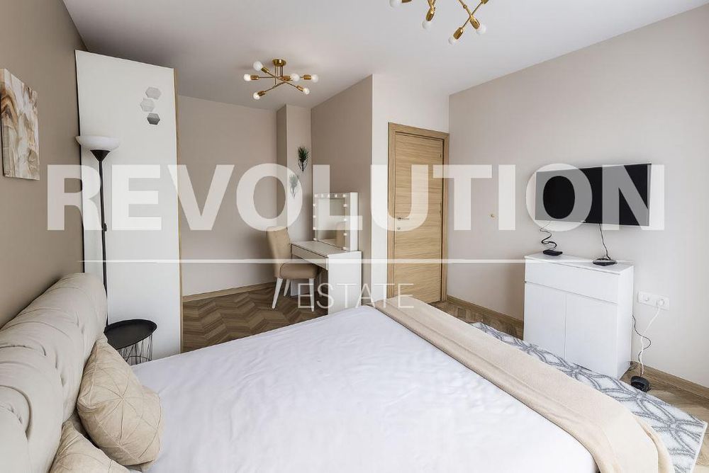 Дава се под наем Тристаен апартамент в Варна, Трошево - 90 кв.м за 700 € - Снимка #4