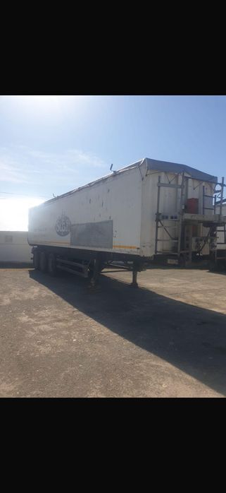 Semiremorca Schmitz 2005