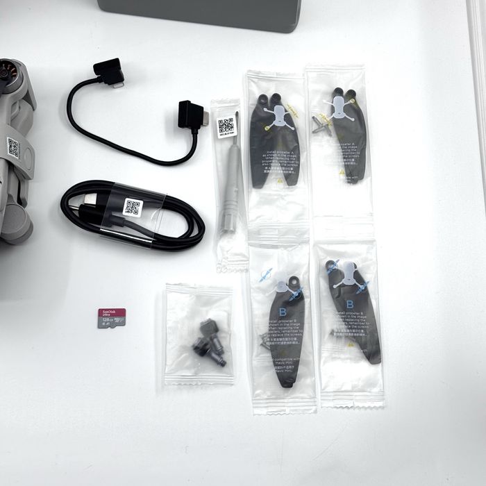 Drona DJI Mini 2 Fly More Combo + SanDisk Ultra 128GB | ca NOUA | Factura + Garantie | Pret Fix | ID046