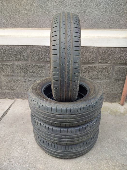 Vând Set Cauciucuri 175/70/14 Vara Hankook DOT 2022 Import Germania